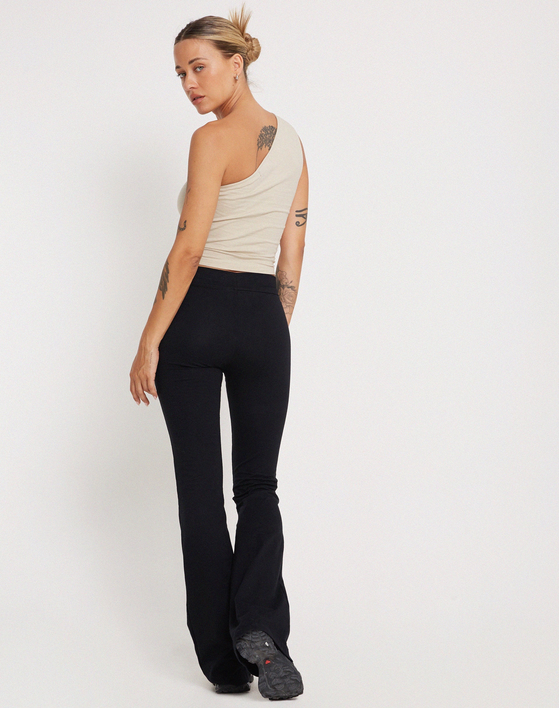 Imagen de Bay One Shoulder Top en Leche de Coco