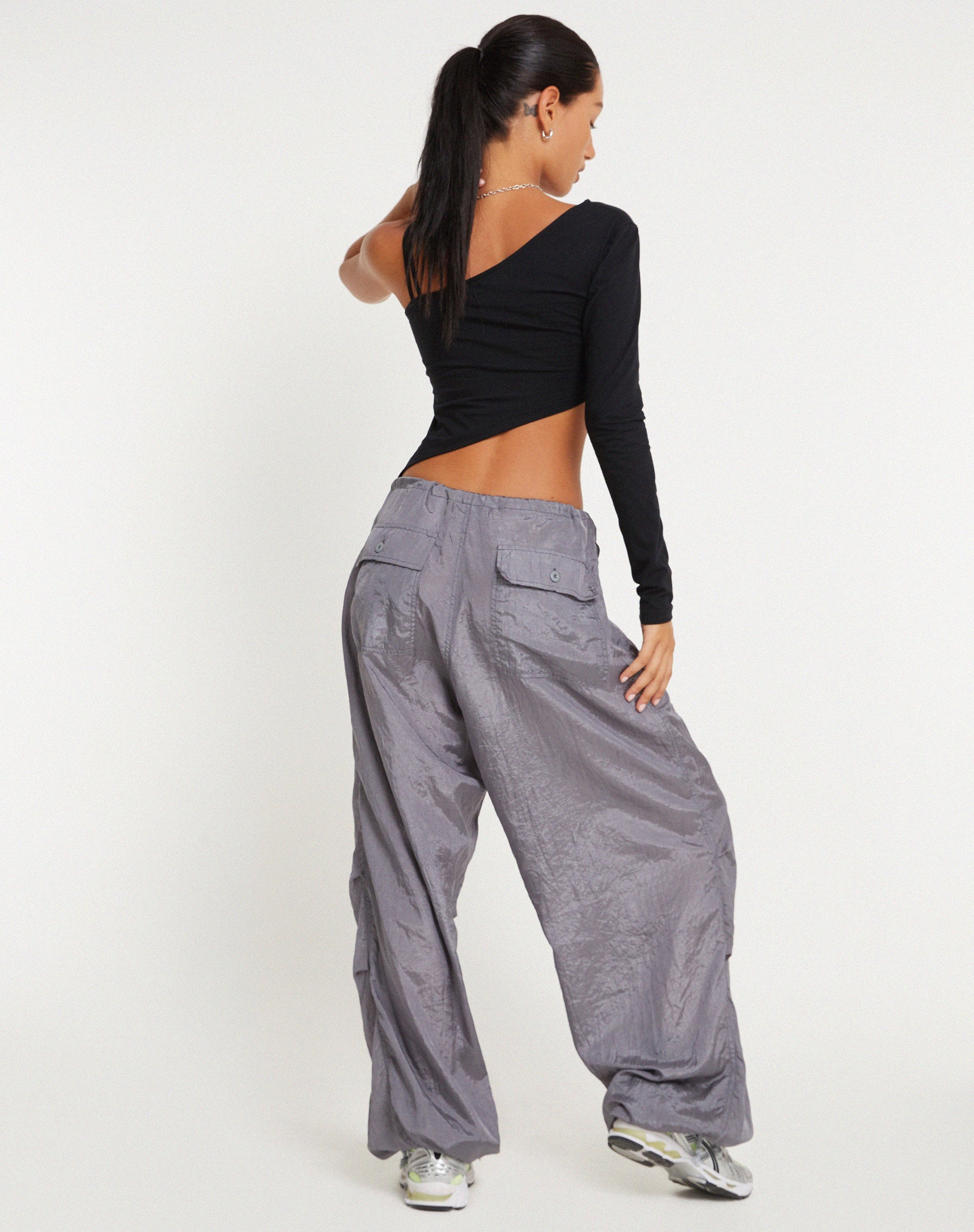 imagen de Baynica Crop Top en Negro