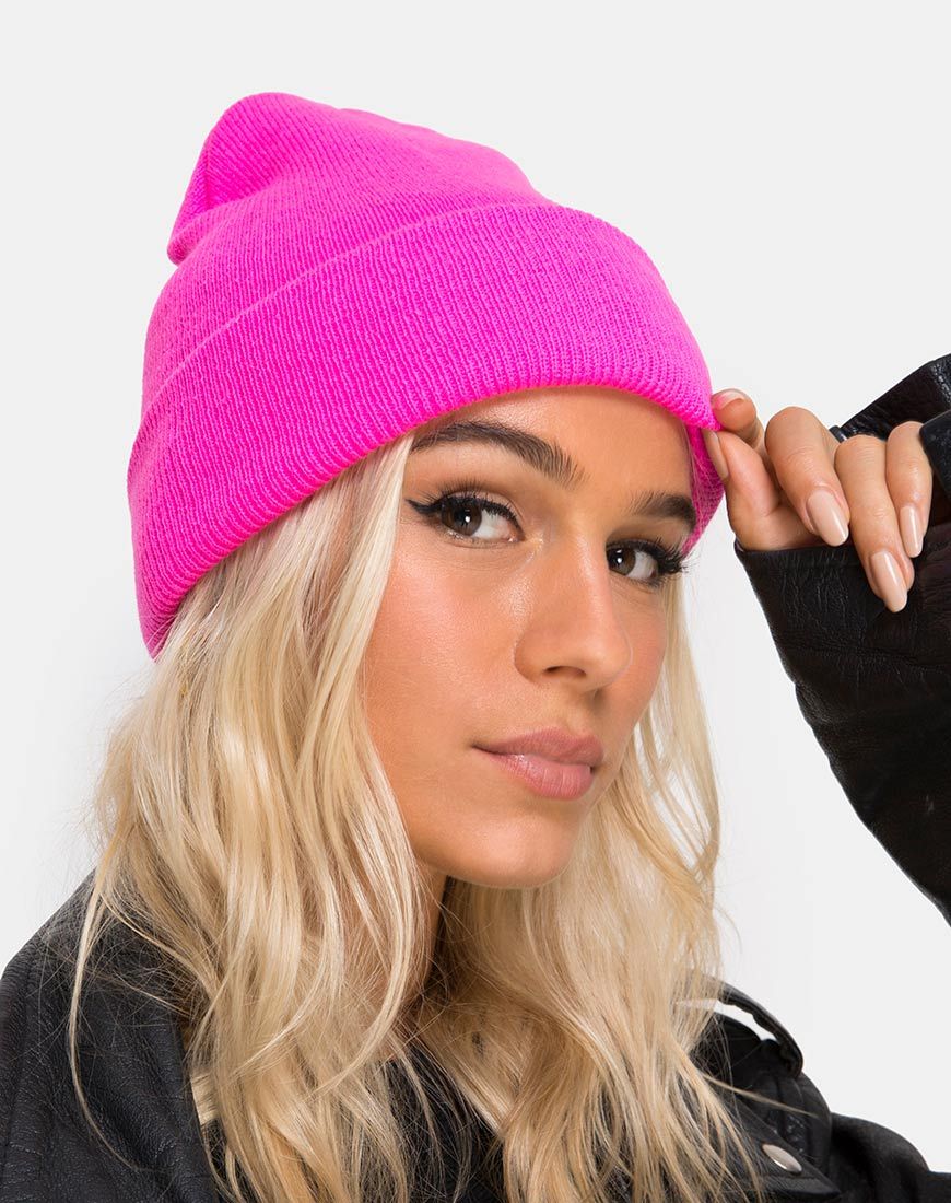 Gorro en rosa vivo