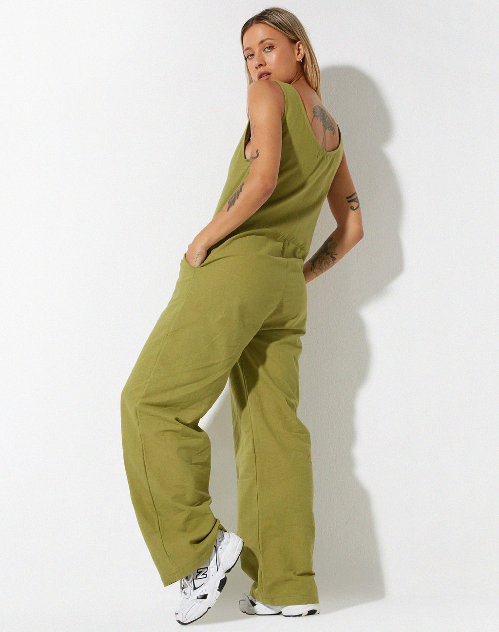 Mono Beatrix en Lino Verde Rami
