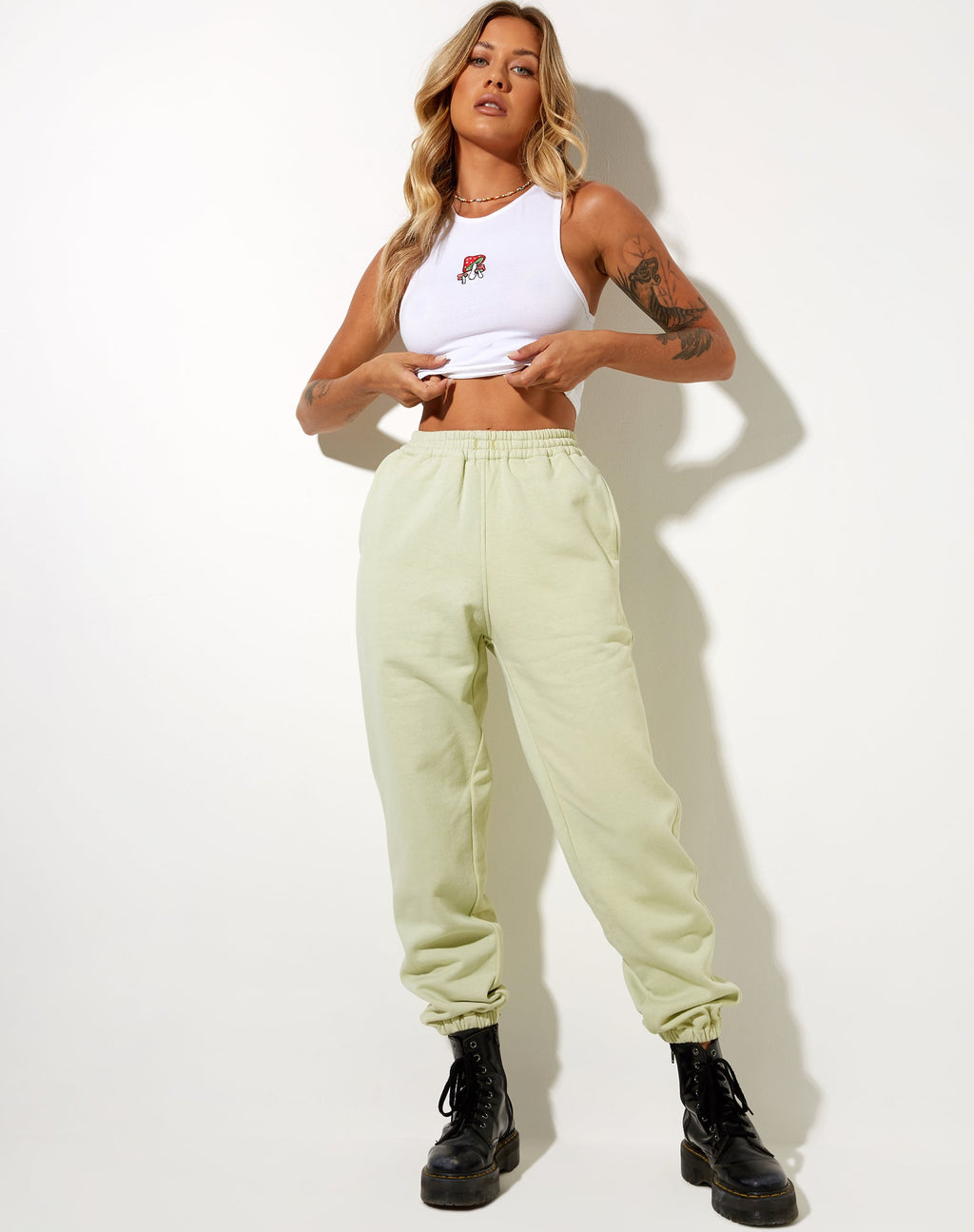 Besties Jogger en verde Graffiti Magic Embro