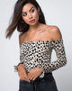 Imagen de Gaga Off The Shoulder Top in Cheetah