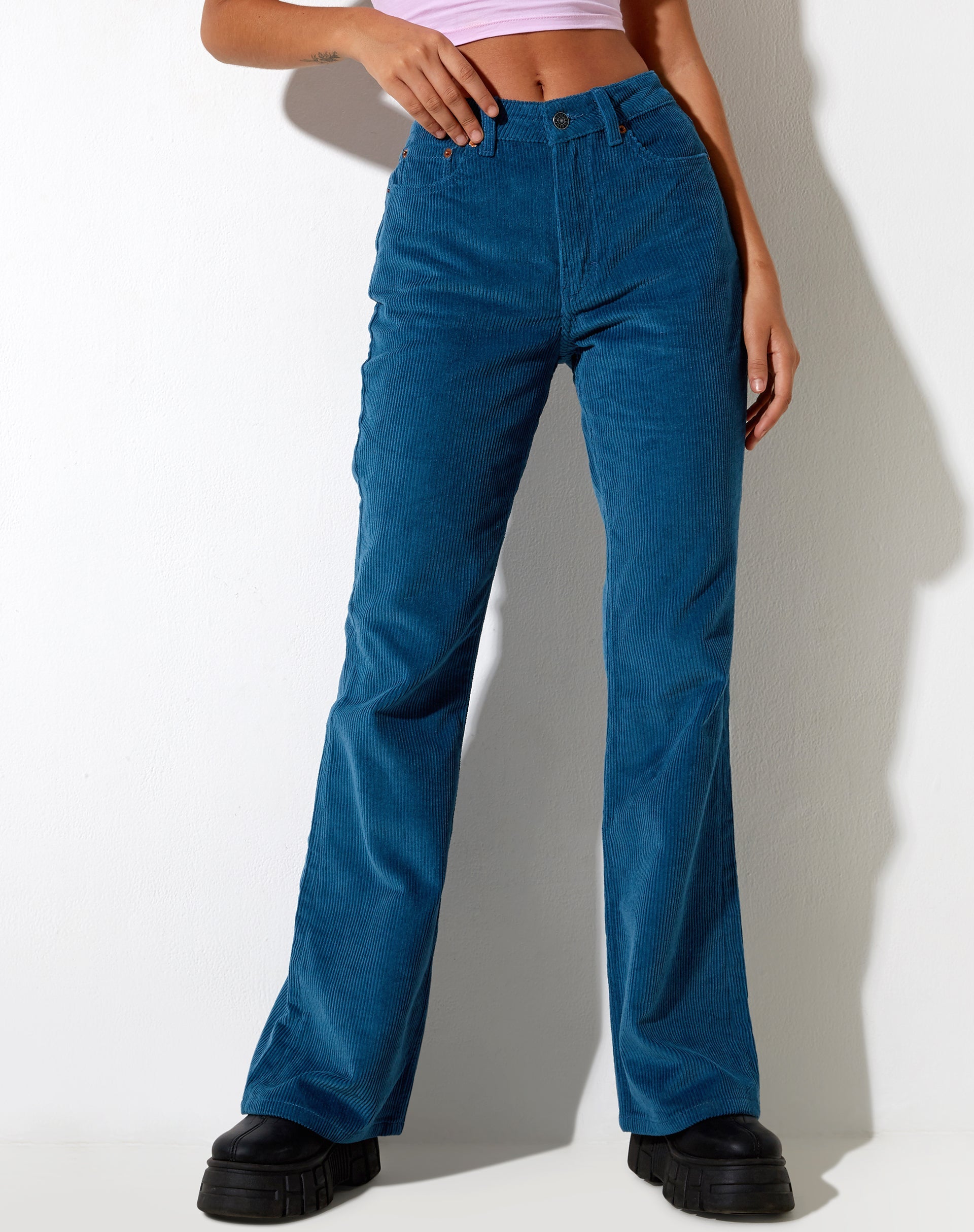 Imagen de Bootleg Jeans en Cord Blue