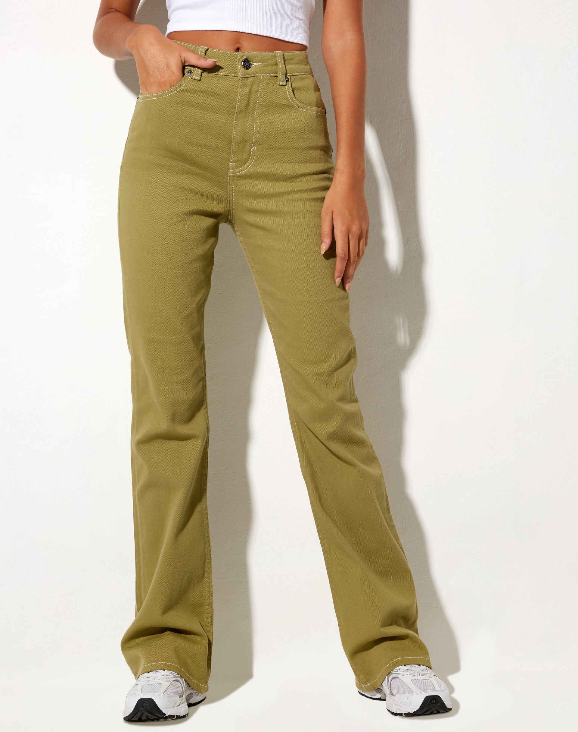 Imagen de Bootleg Jeans en verde musgo