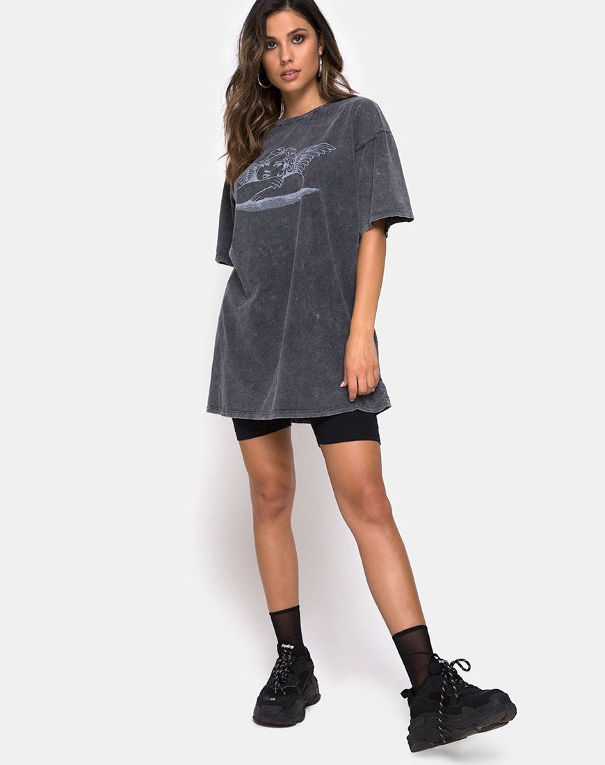 Imagen de Sunny Kiss Tee en Stone Wash con Angelo