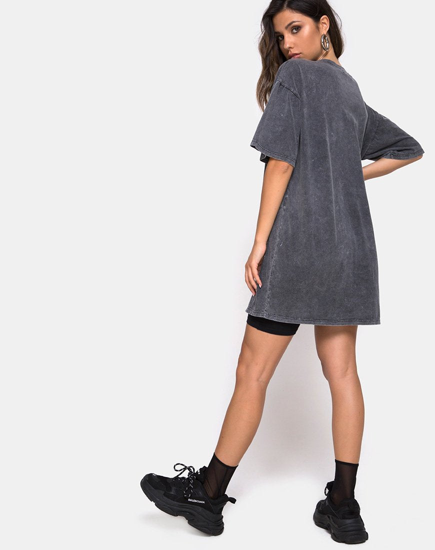 Imagen de Sunny Kiss Tee en Stone Wash con Angelo