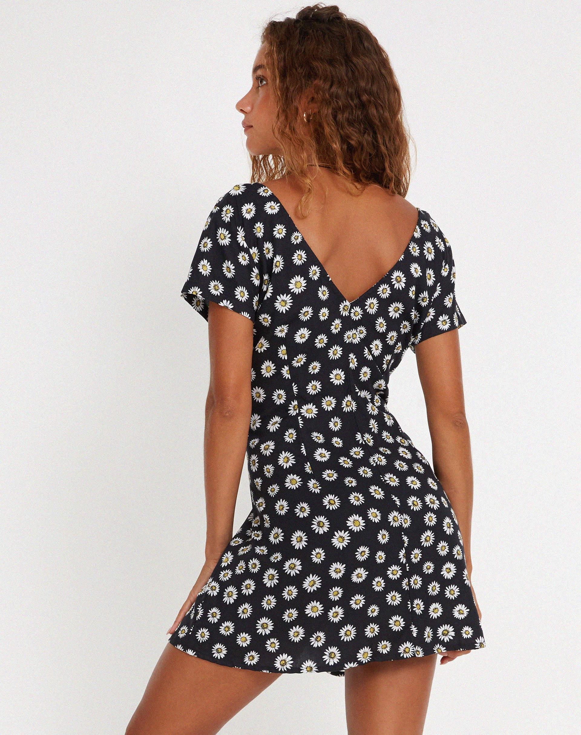 IMAGEN DE Mini Vestido Calliope en Grunge Daisy Negro