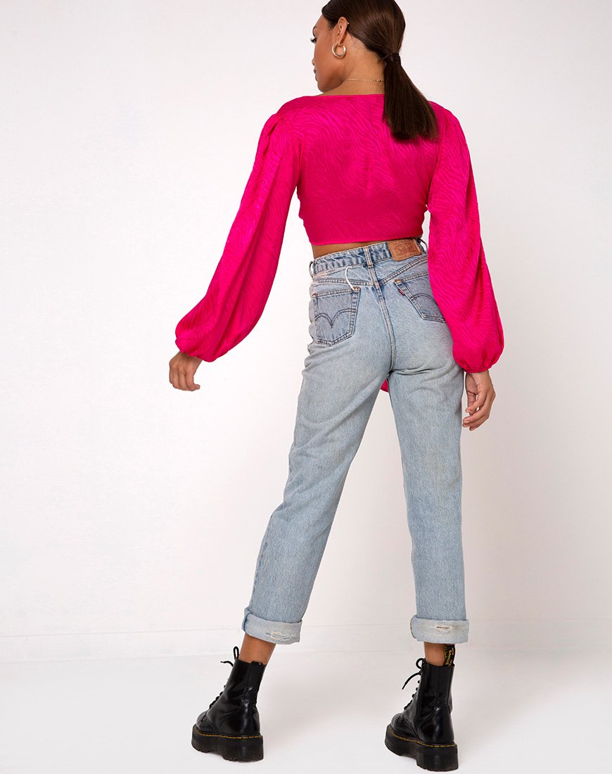 Imagen de Carina Crop Top de satén cebra fucsia