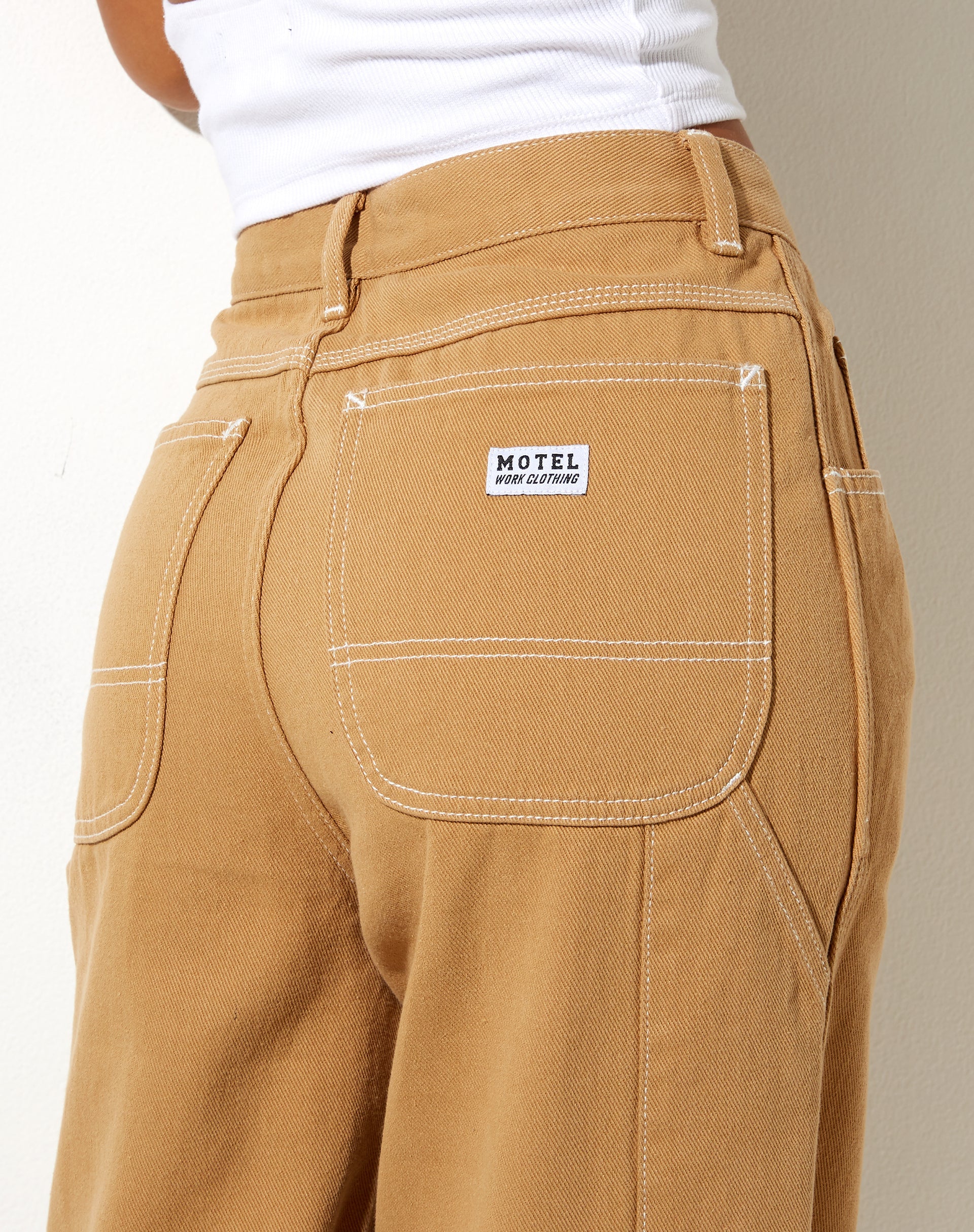 Imagen de Carpenter Parallel Jeans en Camel
