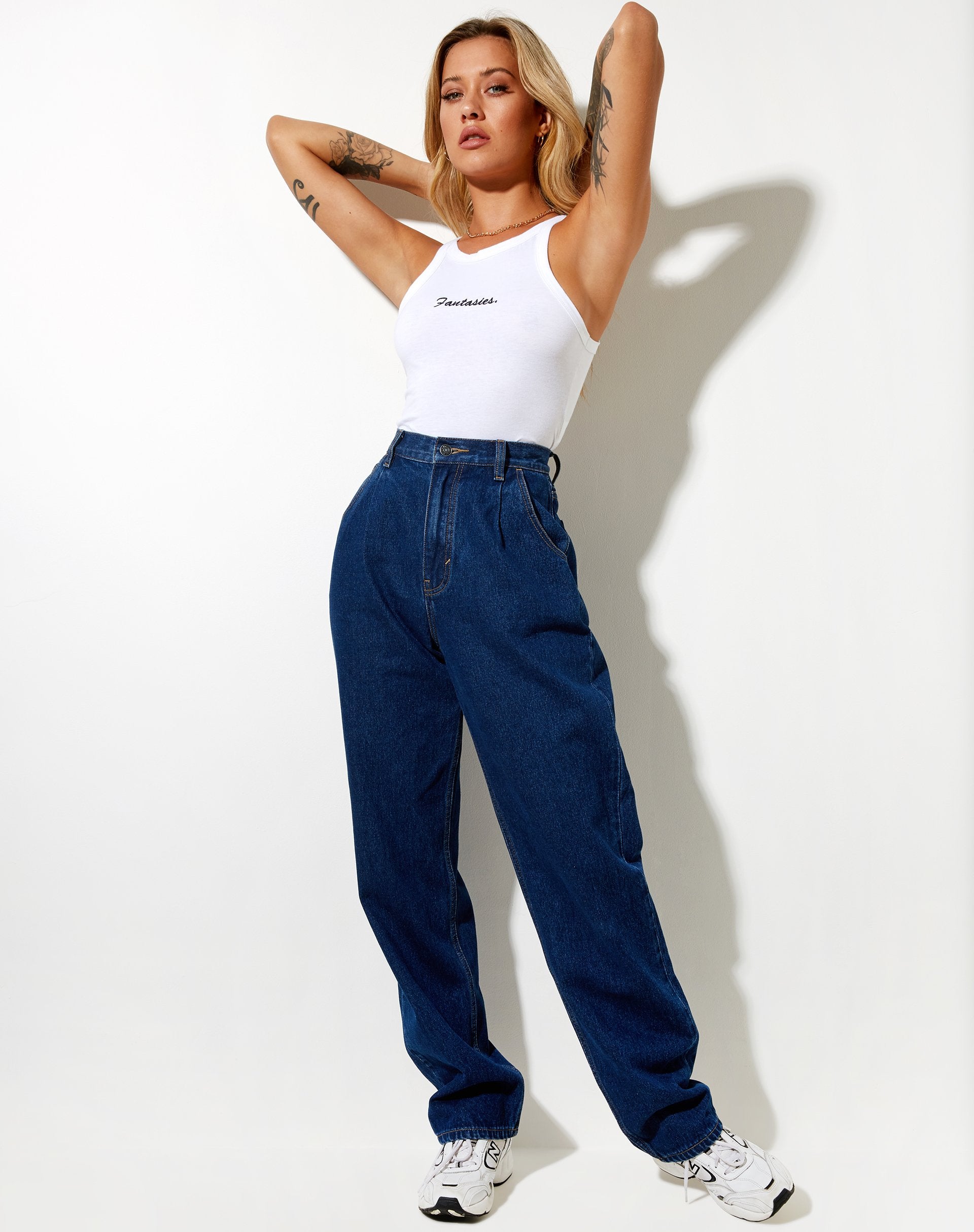 Imagen de Carter Chaleco Top en Lycra Blanco Fantasías Embro