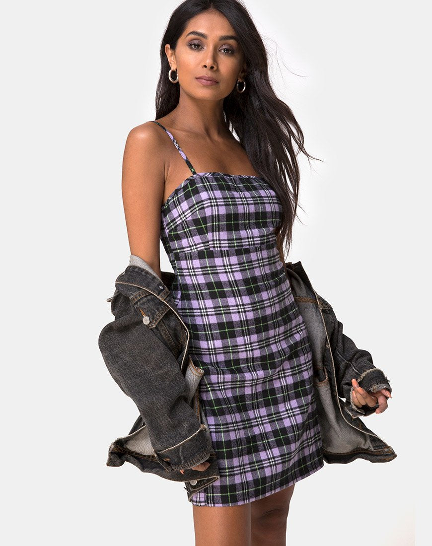 Imagen del vestido Cecile a cuadros lila