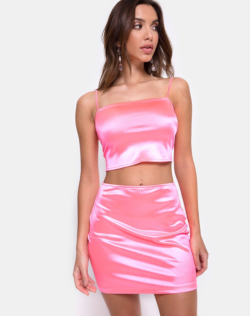 Falda Cherry de satén rosa fluorescente