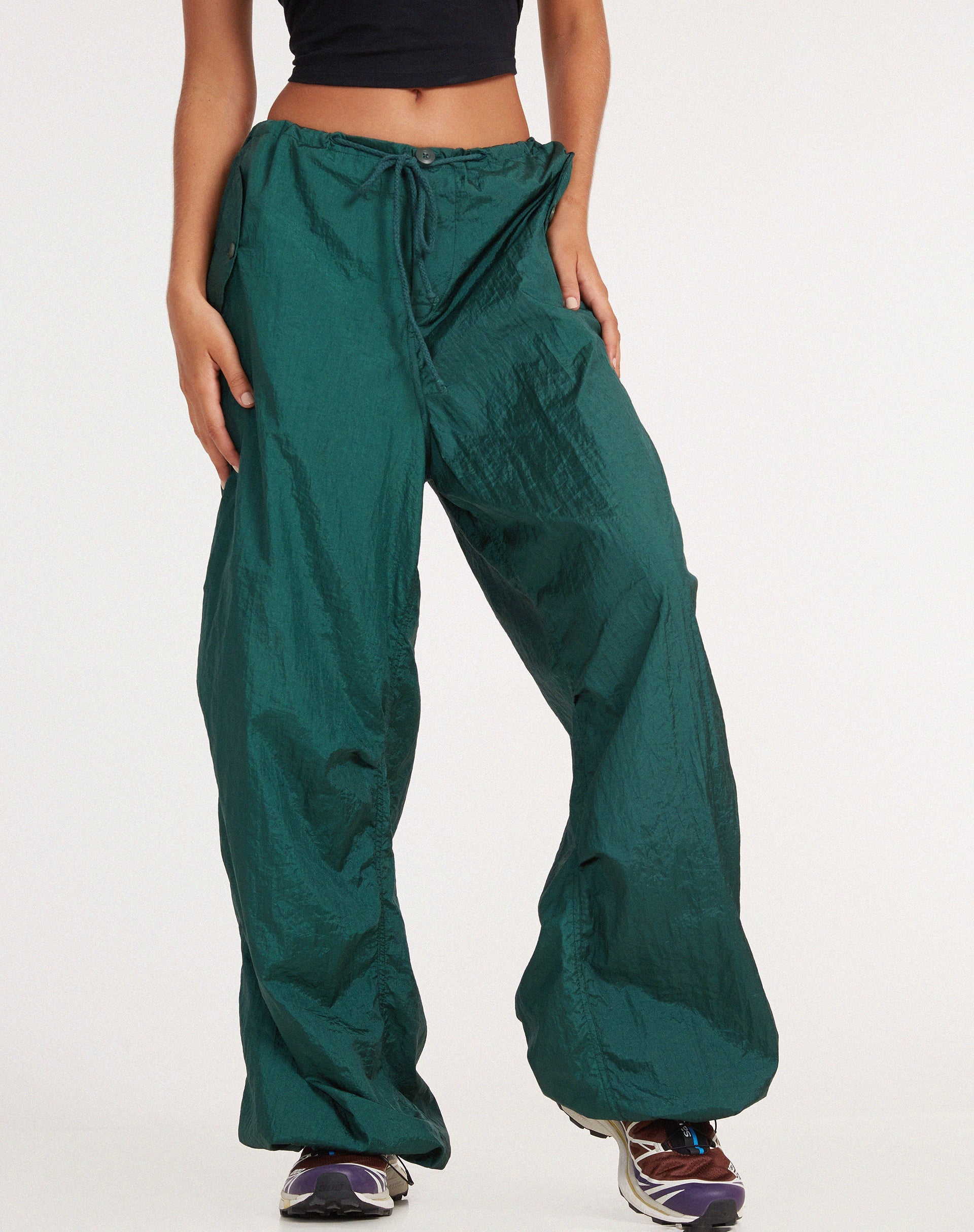imagen de Chute Trouser en Bottle Green