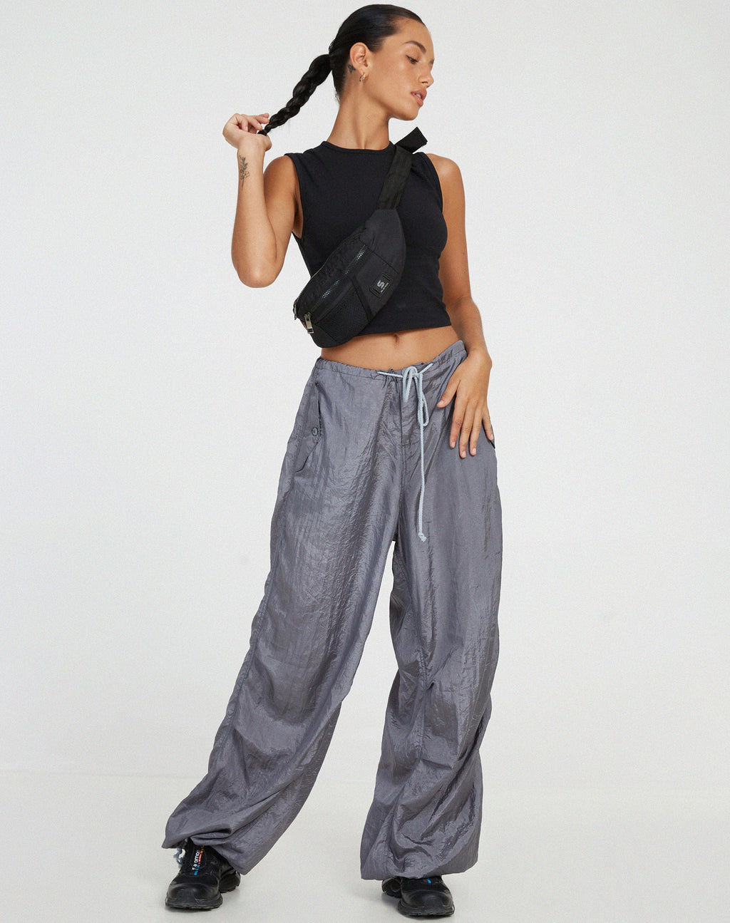 Pantalón Chute en paracaídas gris frío