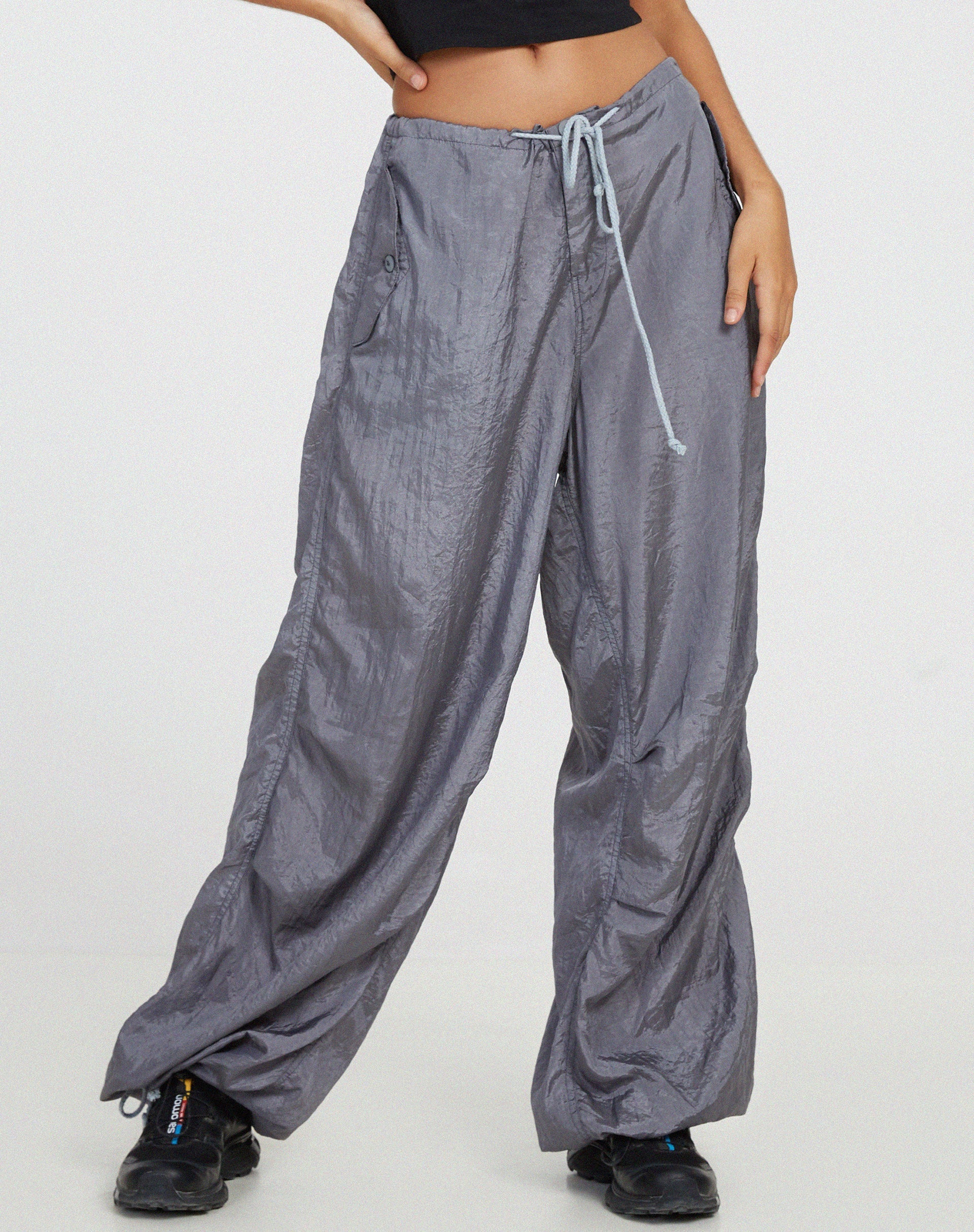 imagen de Chute Trouser en Parachute Cool Grey