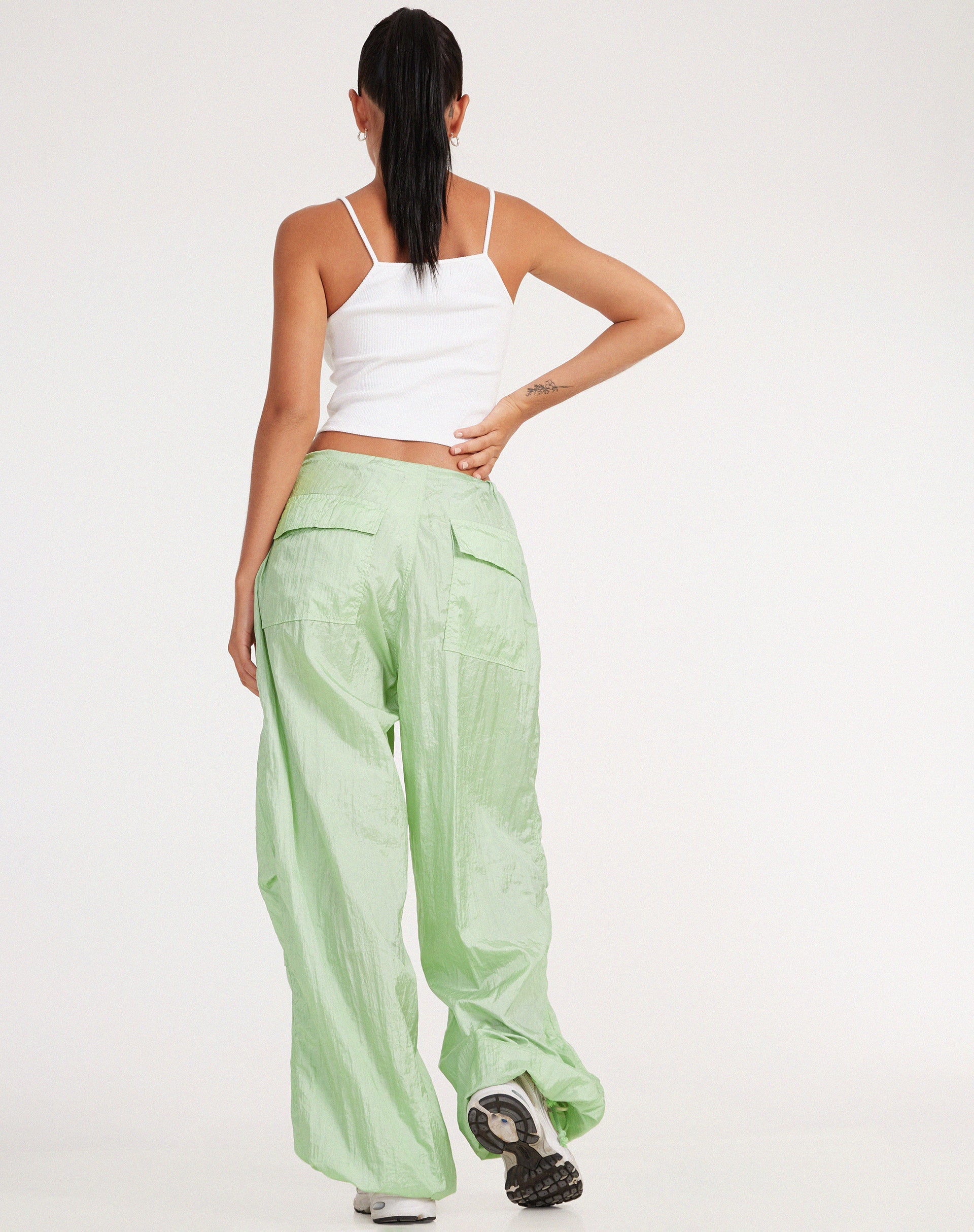 imagen de Chute Trouser en Sage