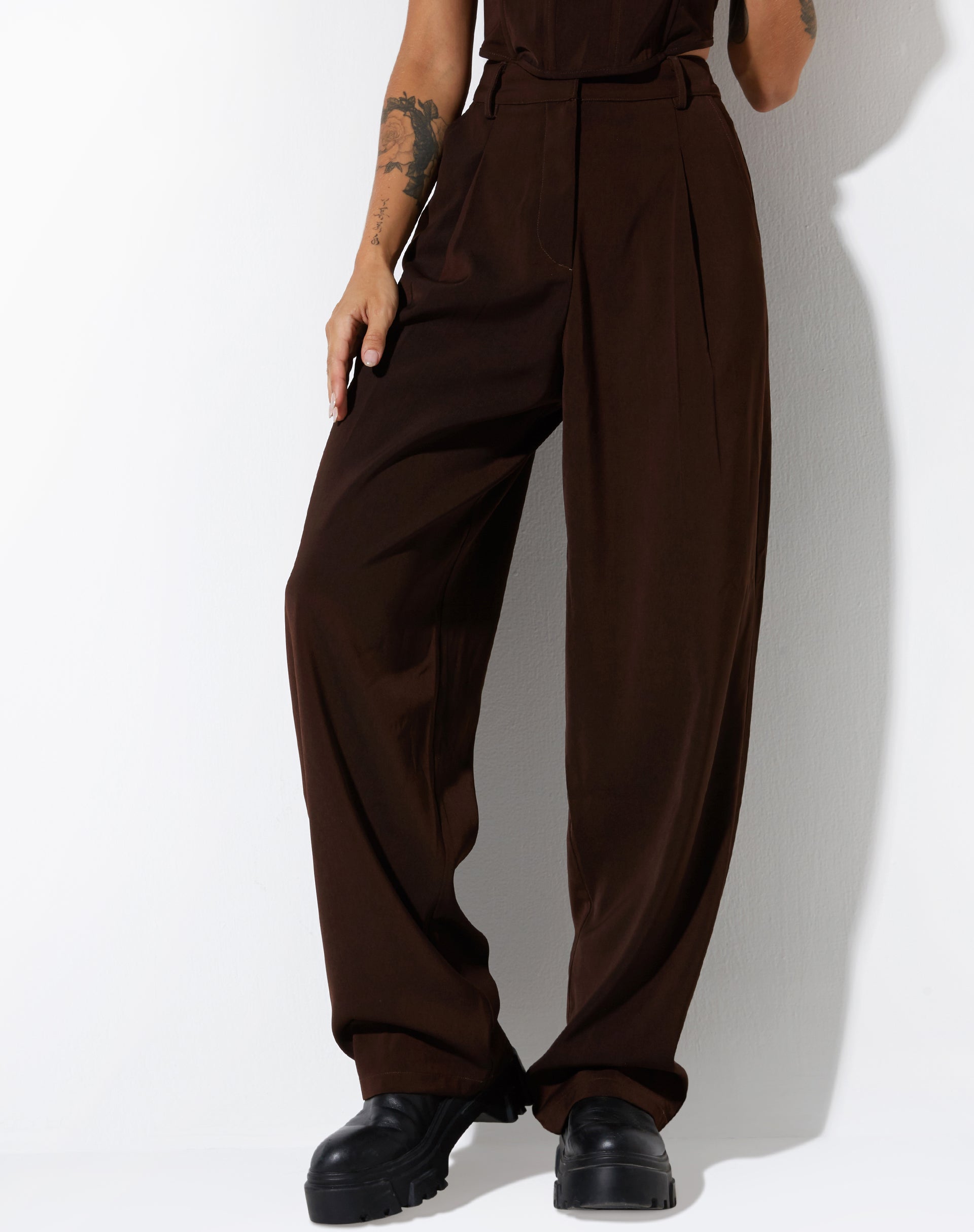 IMAGEN DEL pantalón Cimo en sastrería Chocolate negro