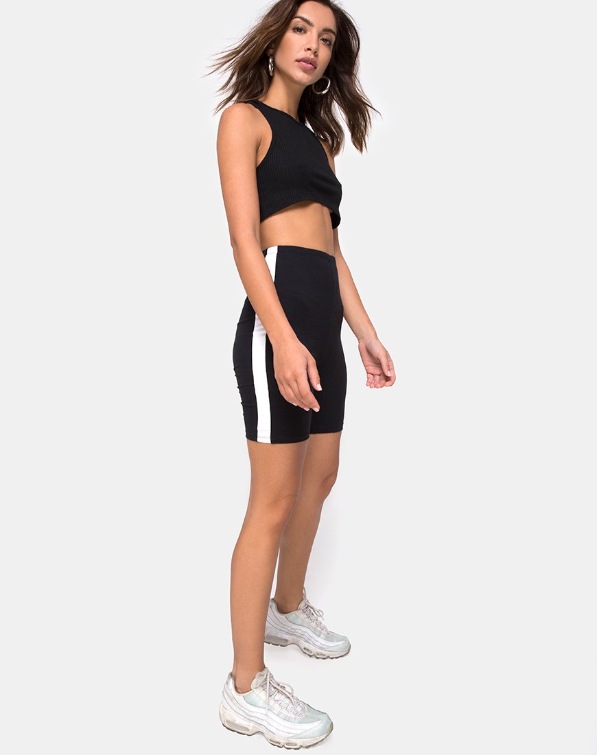 Imagen de Cirst Short en negro con raya blanca