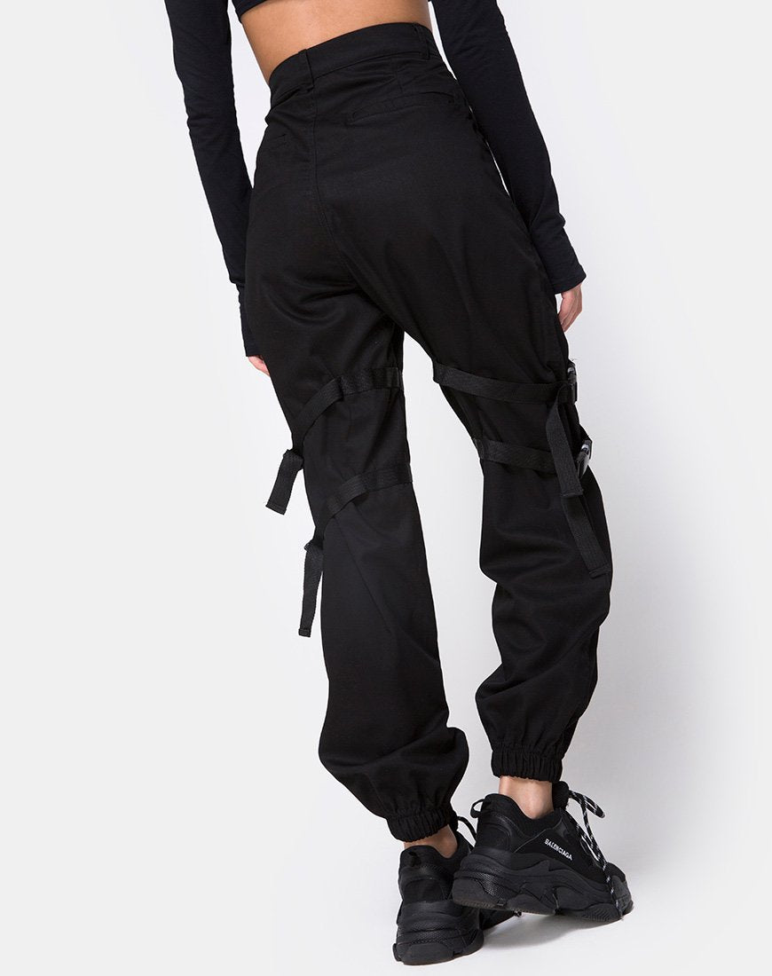 Imagen de Clive Cargo Trouser en negro Hebilla