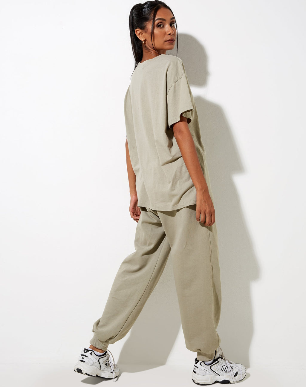 Cloete Tee en London Fog Motel 1997 Embro
