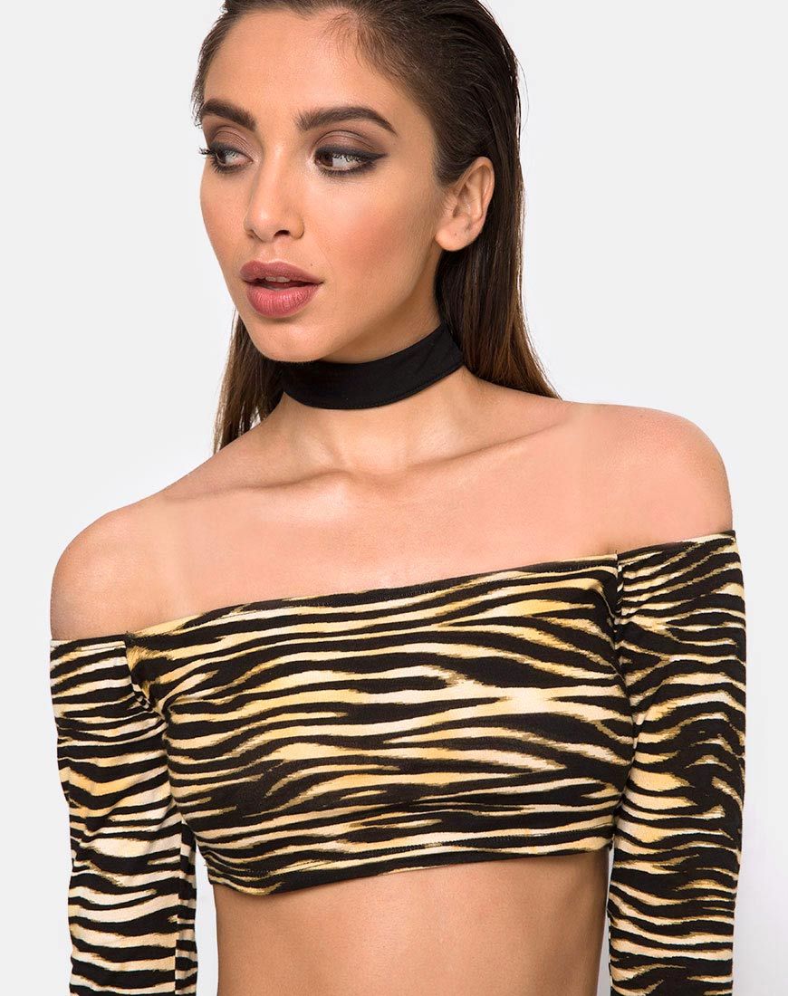 Coga Off Shoulder Top en Zip's Zebra Marrón