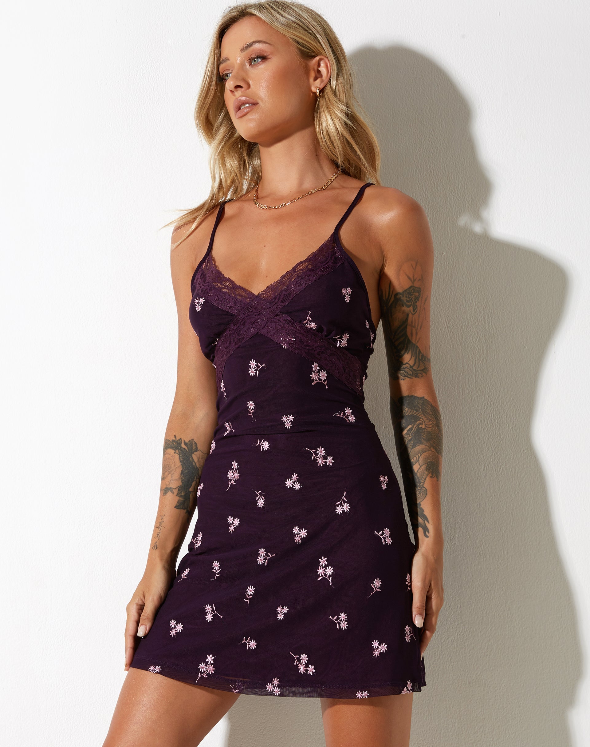 imagen de Coline Mini Dress in Plum Daisy Embro