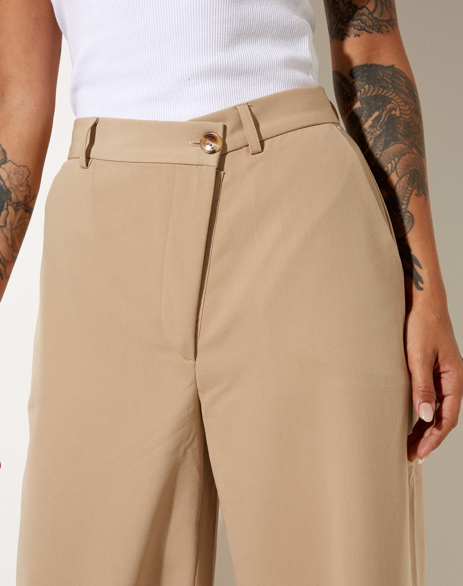 Imagen del pantalón Corby en Tailoring Tan