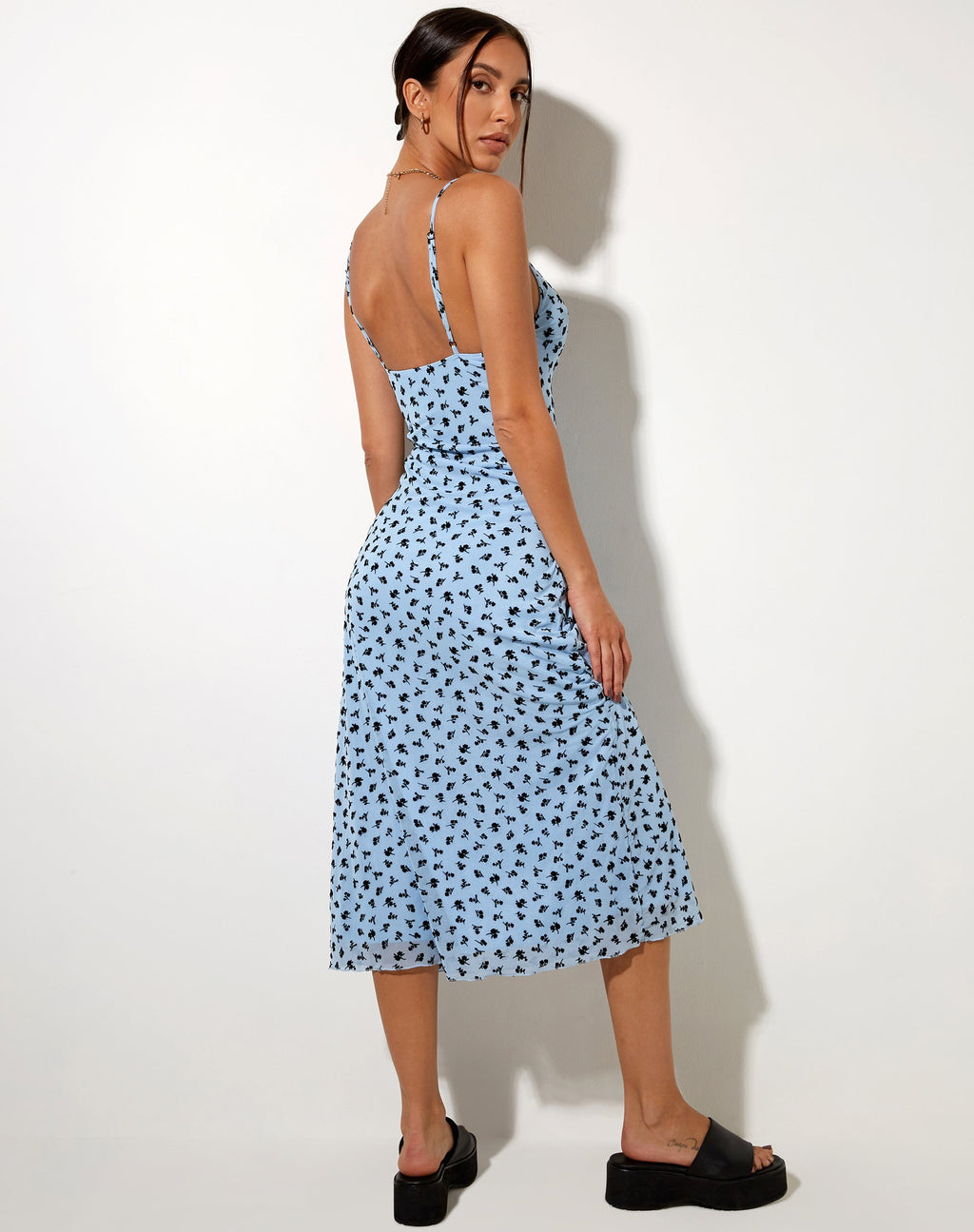 Vestido Cotina Midi Azul Flor Capullos Negro Flock
