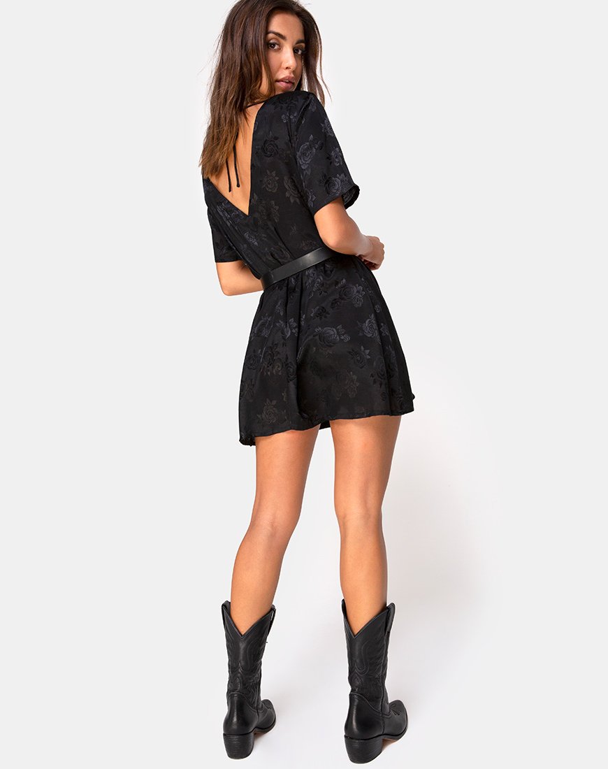 Imagen del vestido Crosena de satén rosa negro