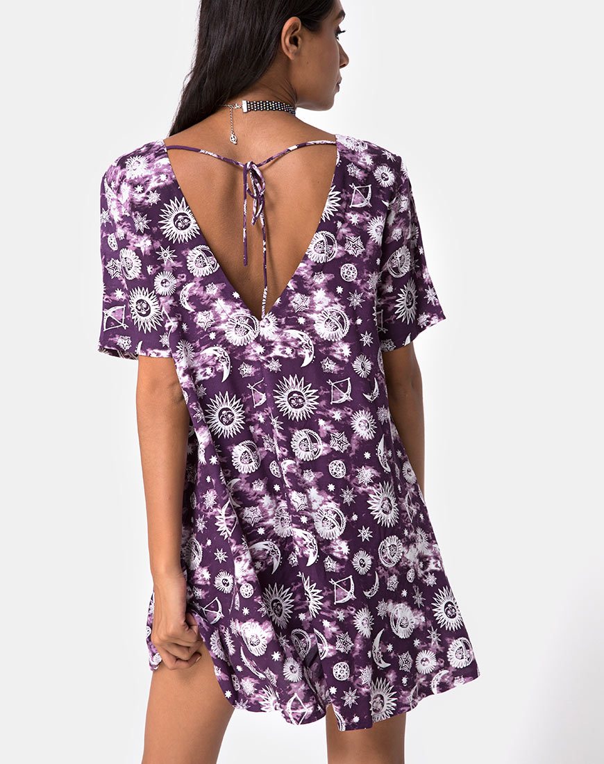 Imagen del vestido Swing Crosena en violeta Zodiac