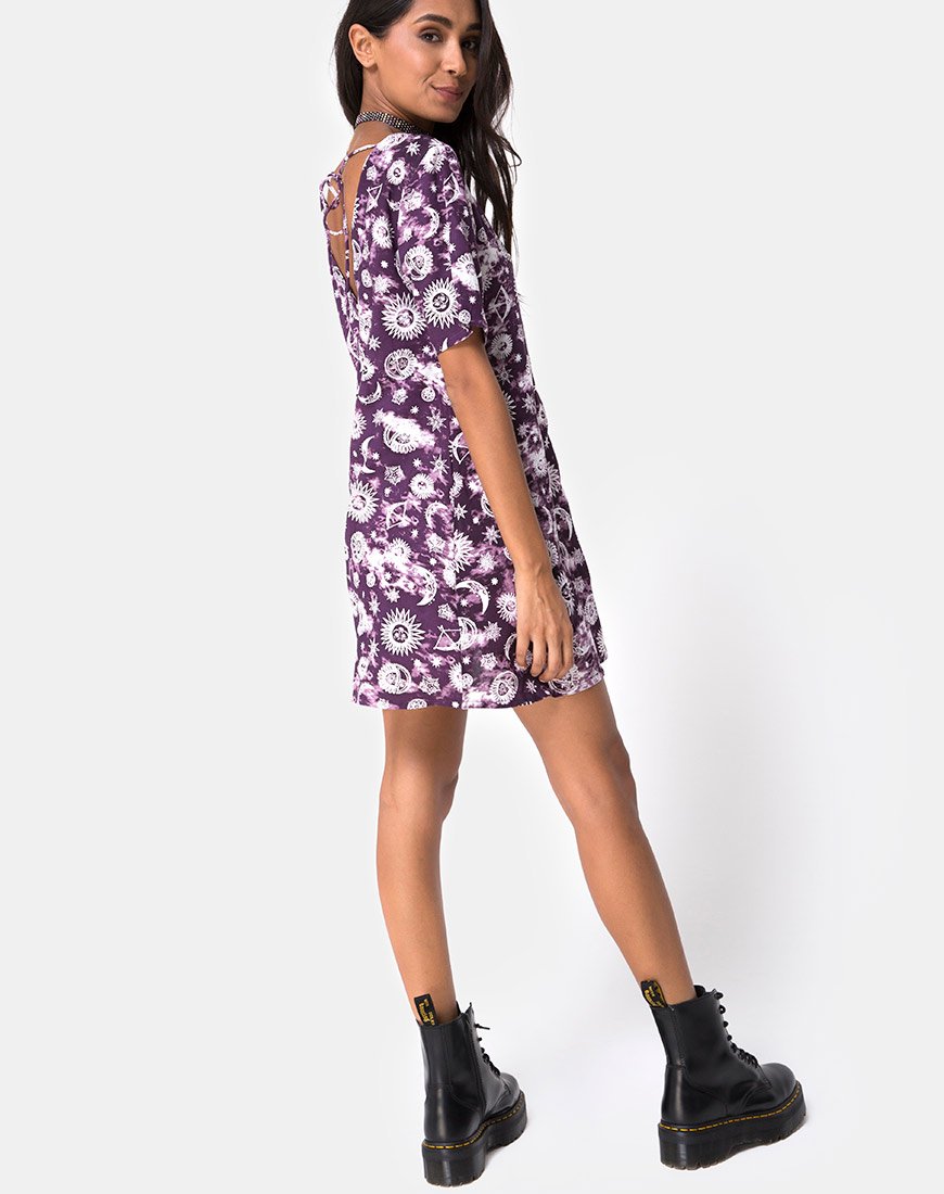 Imagen del vestido Swing Crosena en violeta Zodiac