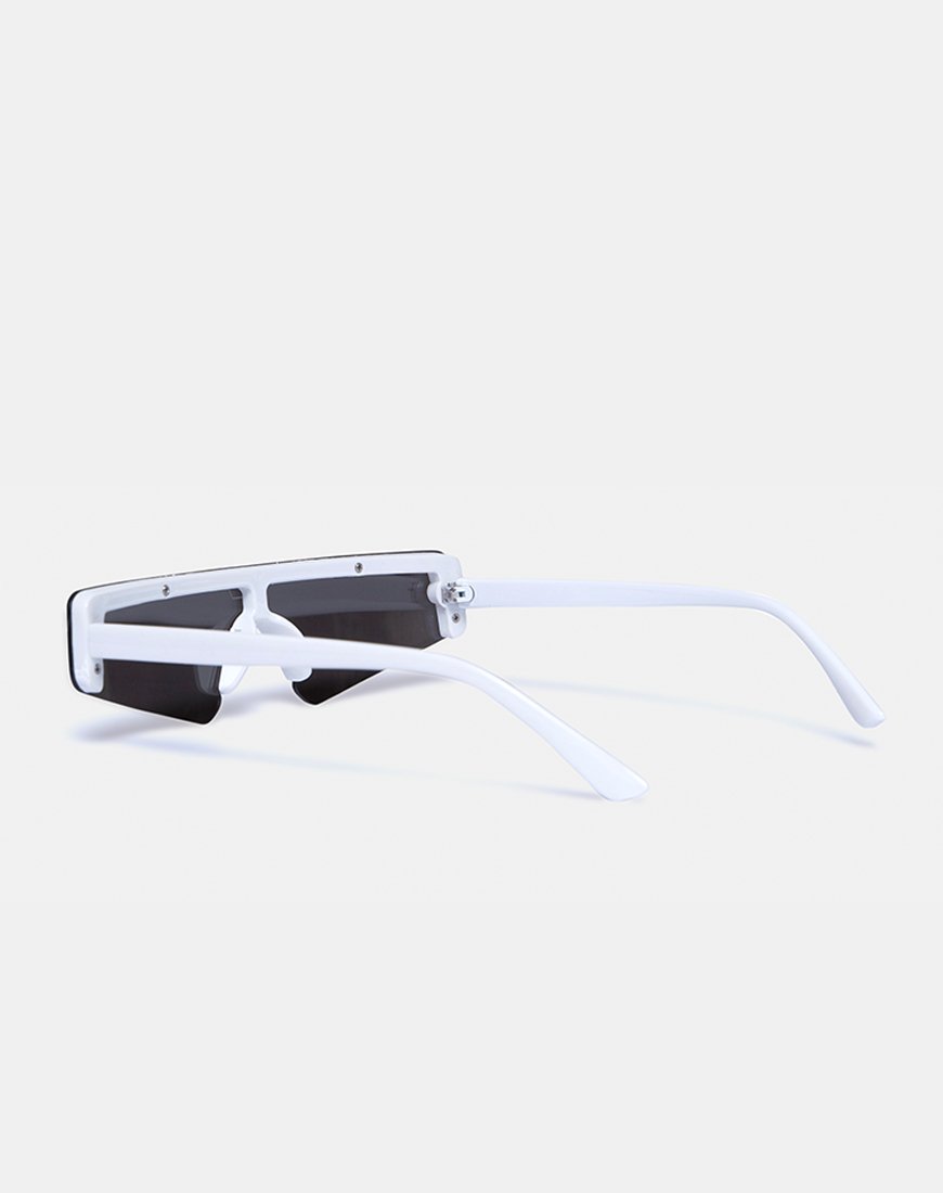 Imagen de las gafas de sol Cyber de acero