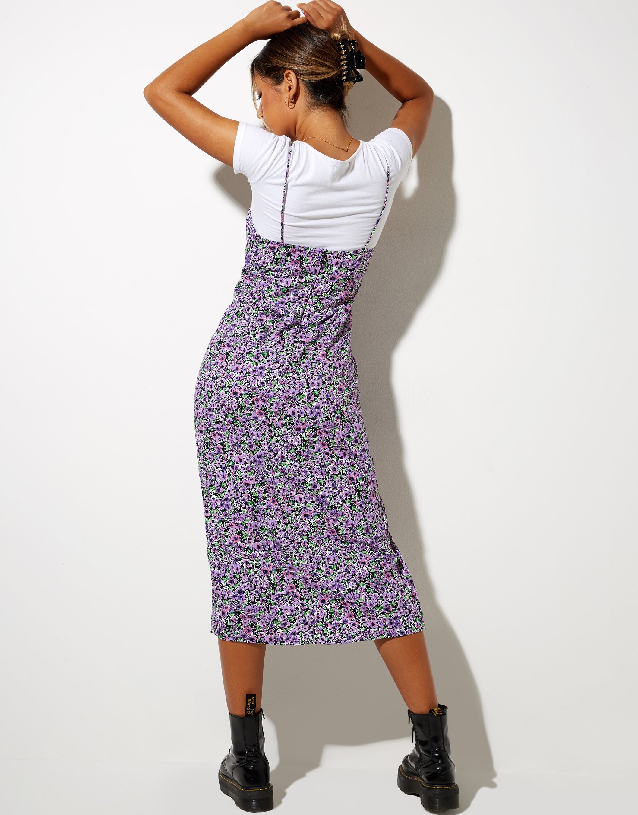 Imagen del vestido Midi Ciprés en Flor Lila