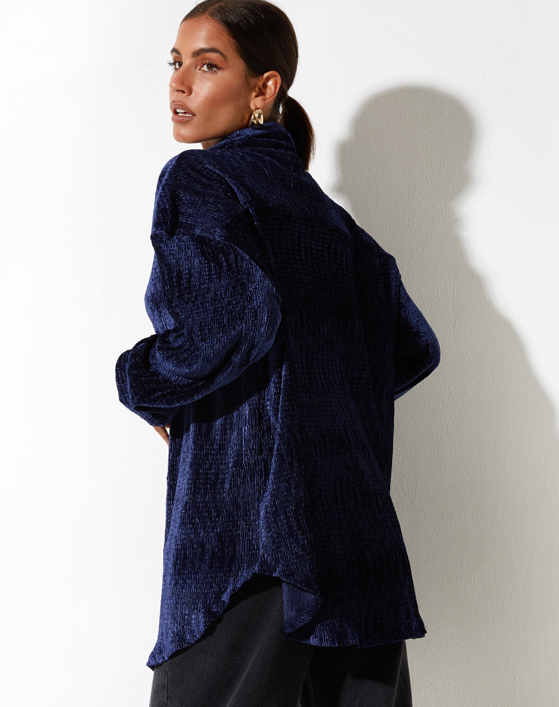 imagen de Dael Oversized Shirt in Velvet Navy