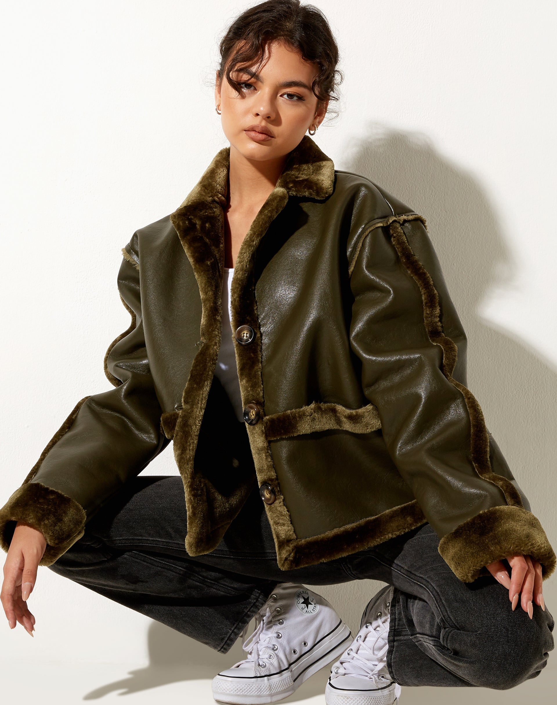 Imagen de la chaqueta Dagna en PU Dark Olive