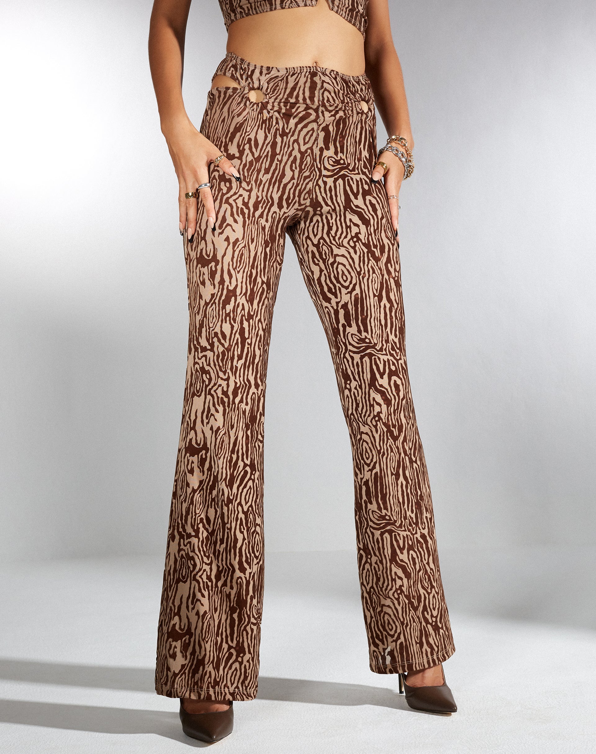 Imagen de MOTEL X IRIS Sesaot Flare Trouser en Animal Ripple Flock