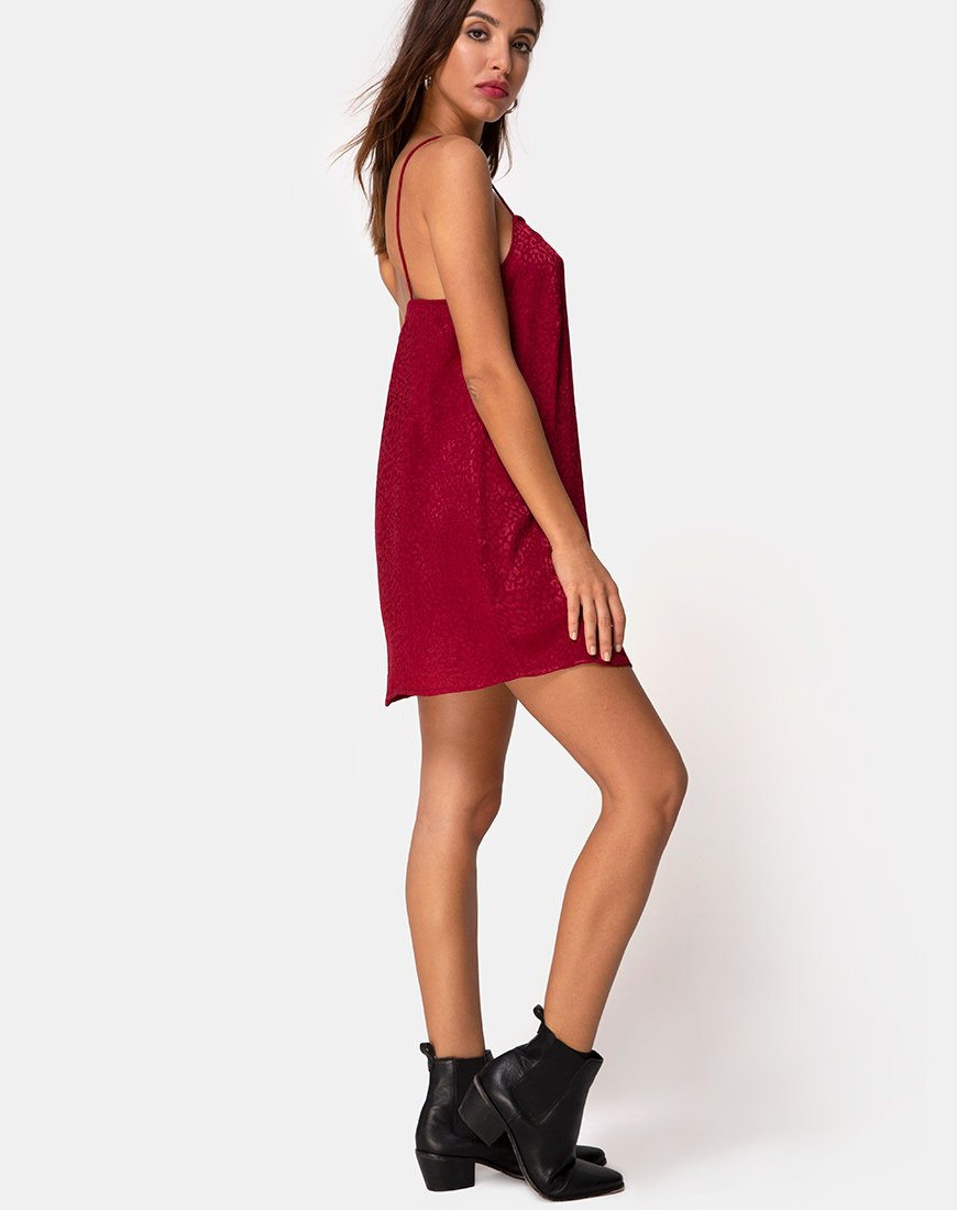 Imagen de Datista Slip Dress in Satin Cheetah Frambuesa