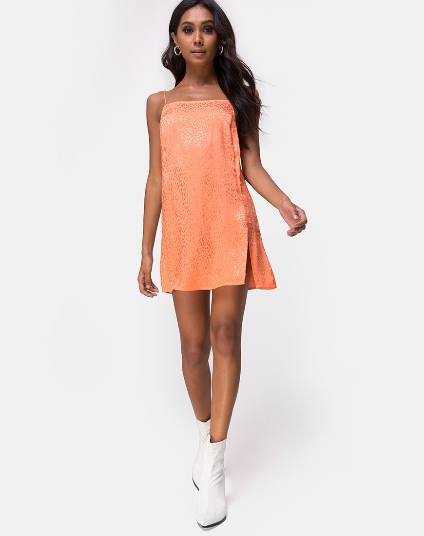 Imagen de Datista Slip Dress en Satén Chita Coral