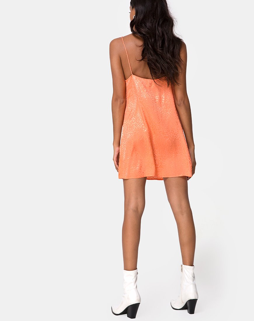 Imagen de Datista Slip Dress en Satén Chita Coral