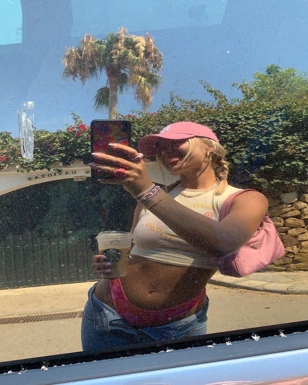 Imagen de Motel X Barbara Kristoffersen Gimon Crop Top in Buttercream Running Away