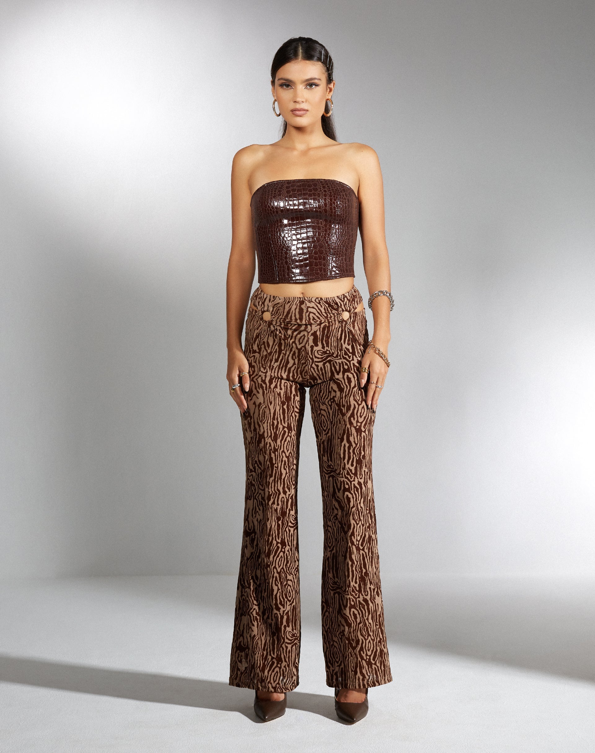 Imagen de MOTEL X IRIS Dena Top en Croc PU Marrón Oscuro