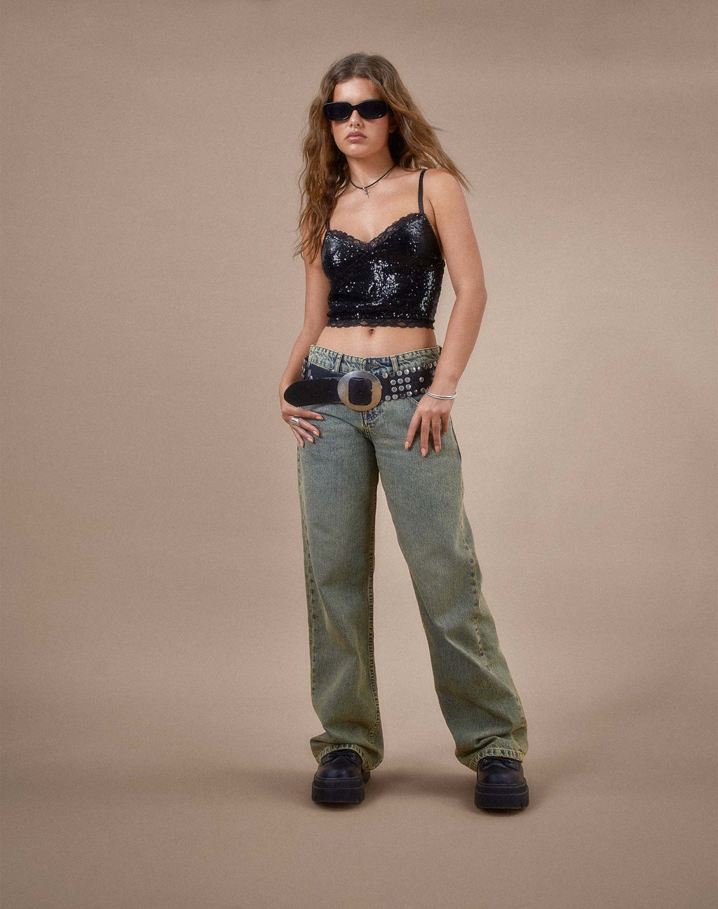 Urban X Motel Drilly Crop Top de Mini Lentejuelas Negro