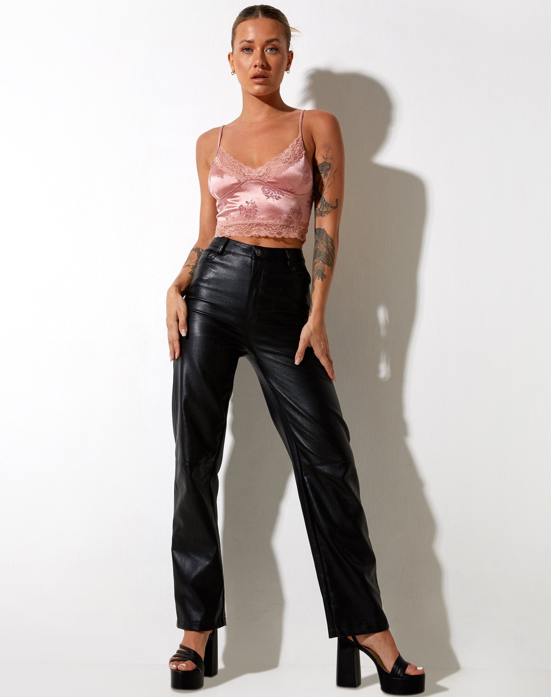 Imagen de Dyrana Crop Top en Rosa Flock Rosa Pálido