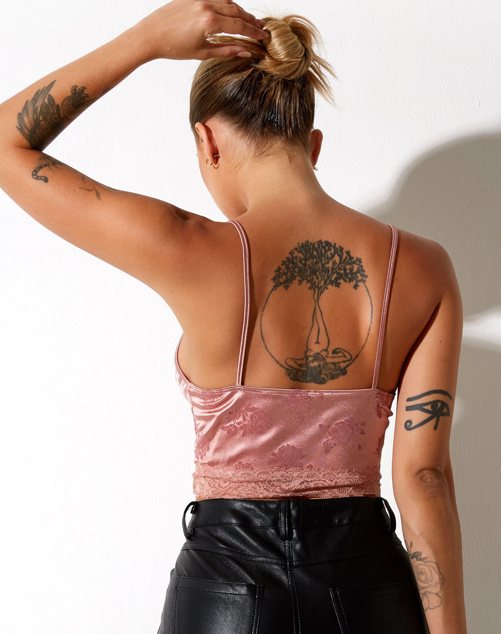 Imagen de Dyrana Crop Top en Rosa Flock Rosa Pálido