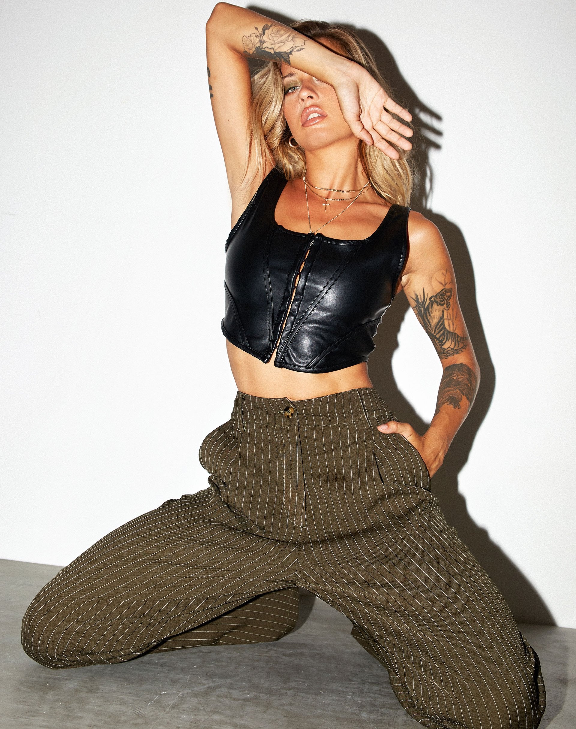 Imagen de Elci Corset Top en Pu Negro
