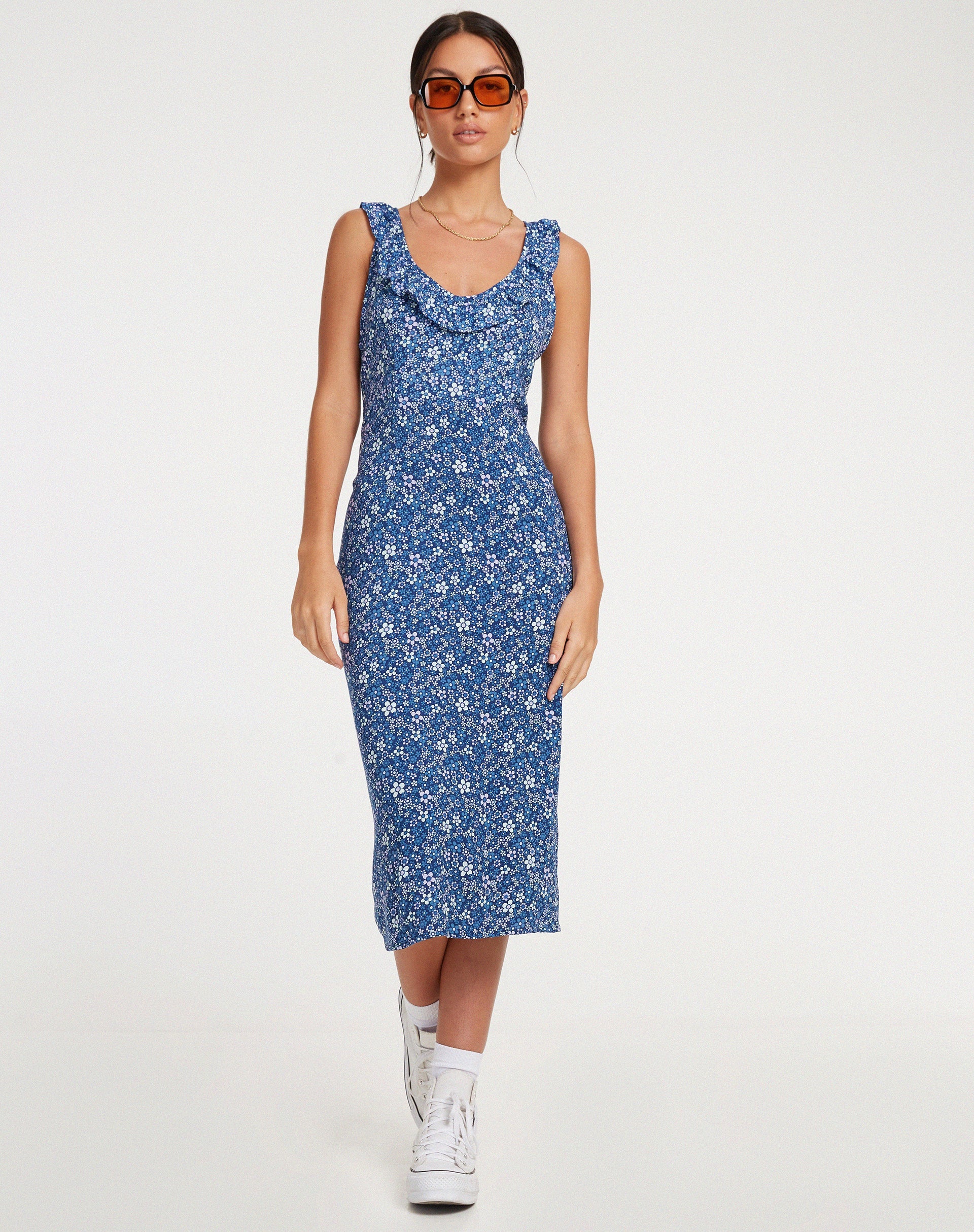imagen de Elleta Midi Dress in Retro Floral Blue