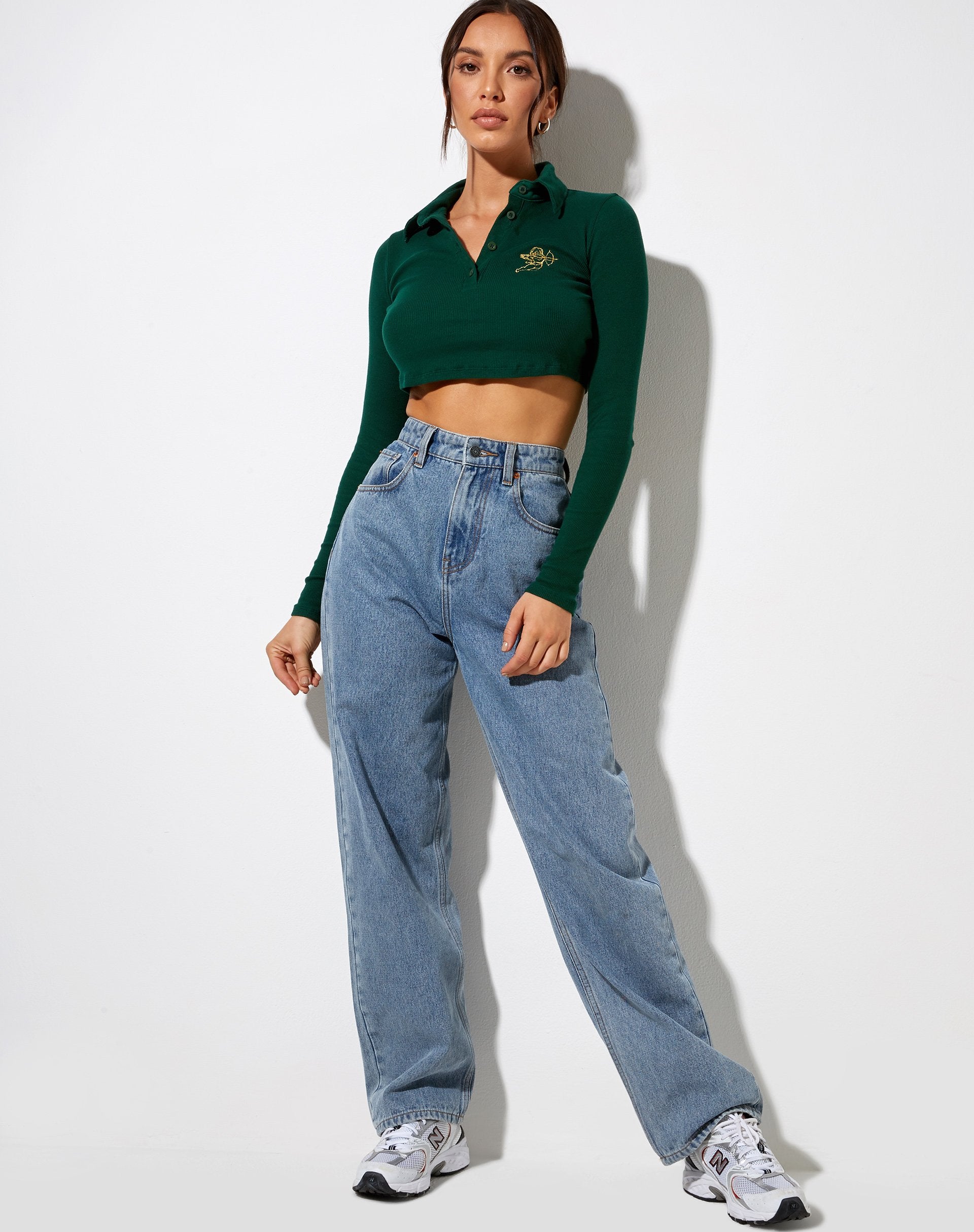 Imagen de Elody Crop Top en verde botella Cupido Embro dorado