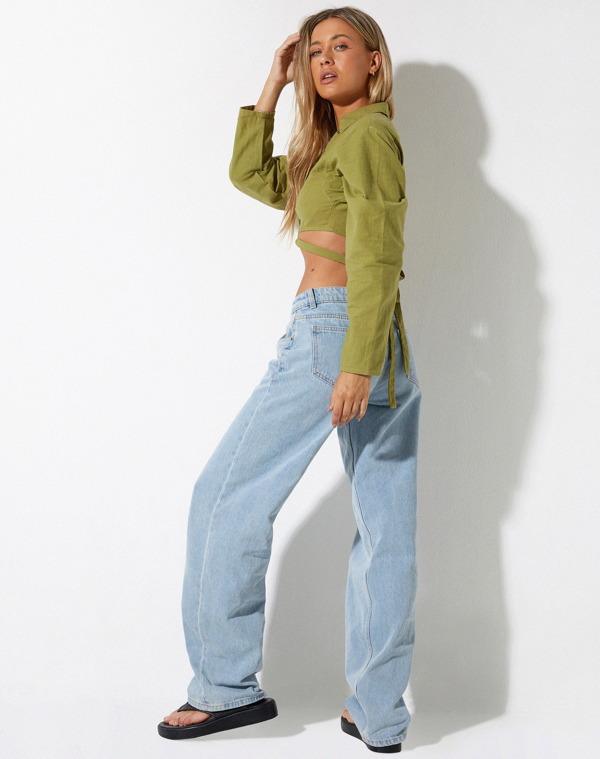 imagen de Elyse Crop Top en Lino Rami Verde