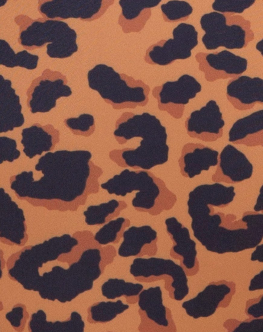 Imagen del bañador Evita en leopardo quemado