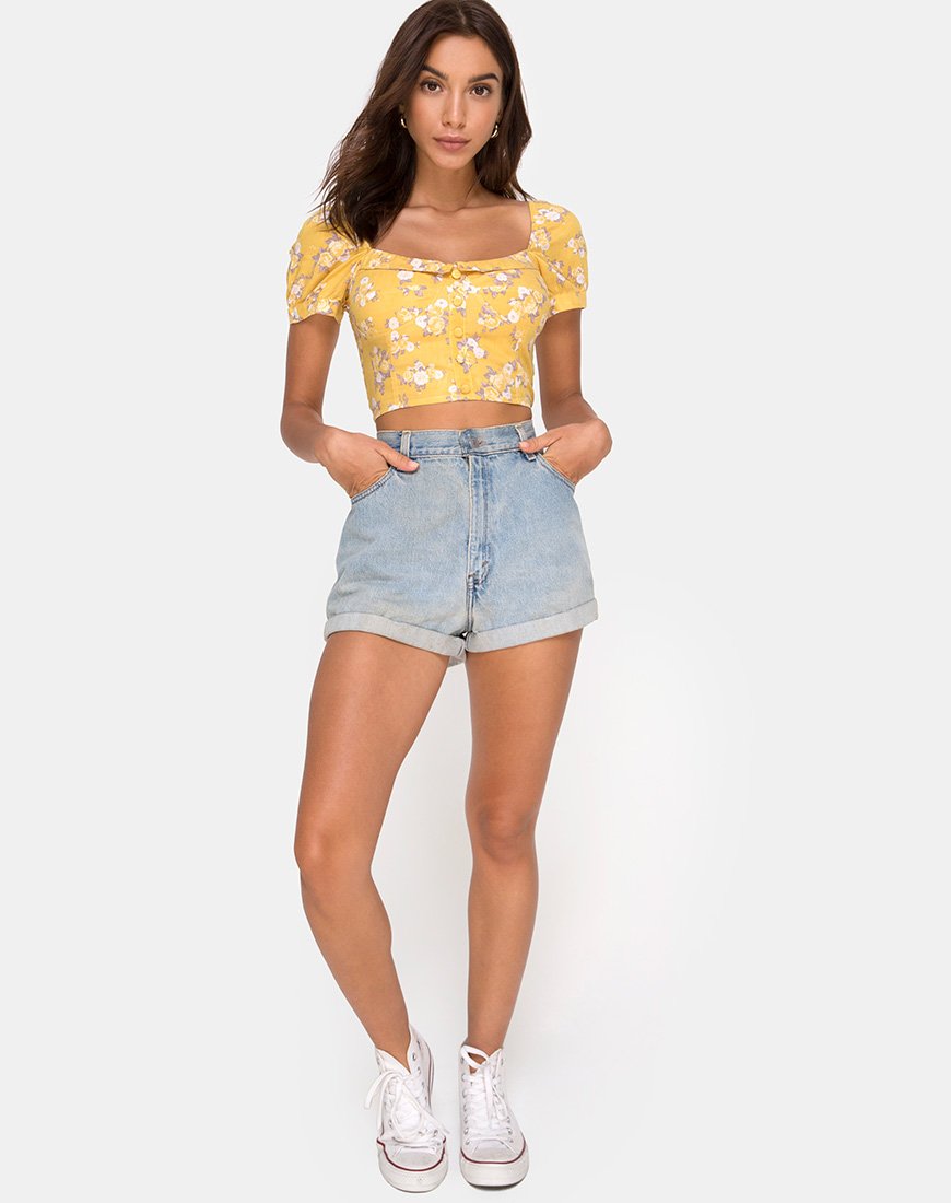 Imagen de la blusa Fahrani en ramo de rosas amarillo